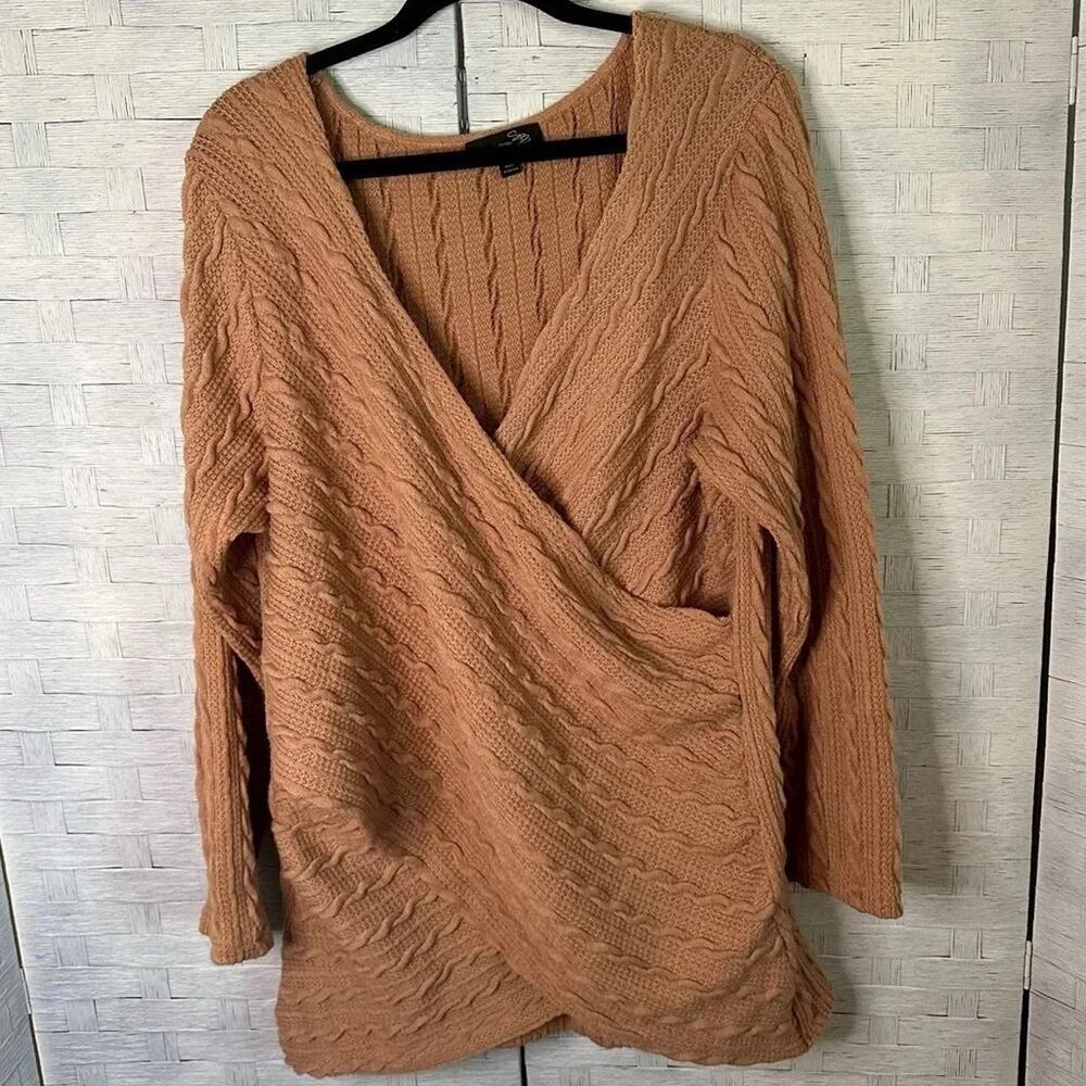 Suzanne Betro lightweight sweater, crisscross, front, dusty pink, Plus Size